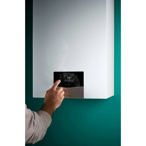 Настенный газовый конденсационный котел Vaillant ecoTEC plus VU 25CS/1-5 (N-INT4)