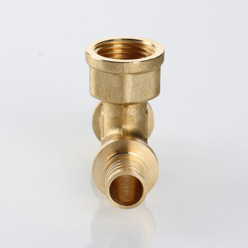 Тройник Valtec с ВР резьбой 20х3/4"х20 мм (арт.VTm.432.BG.200520)